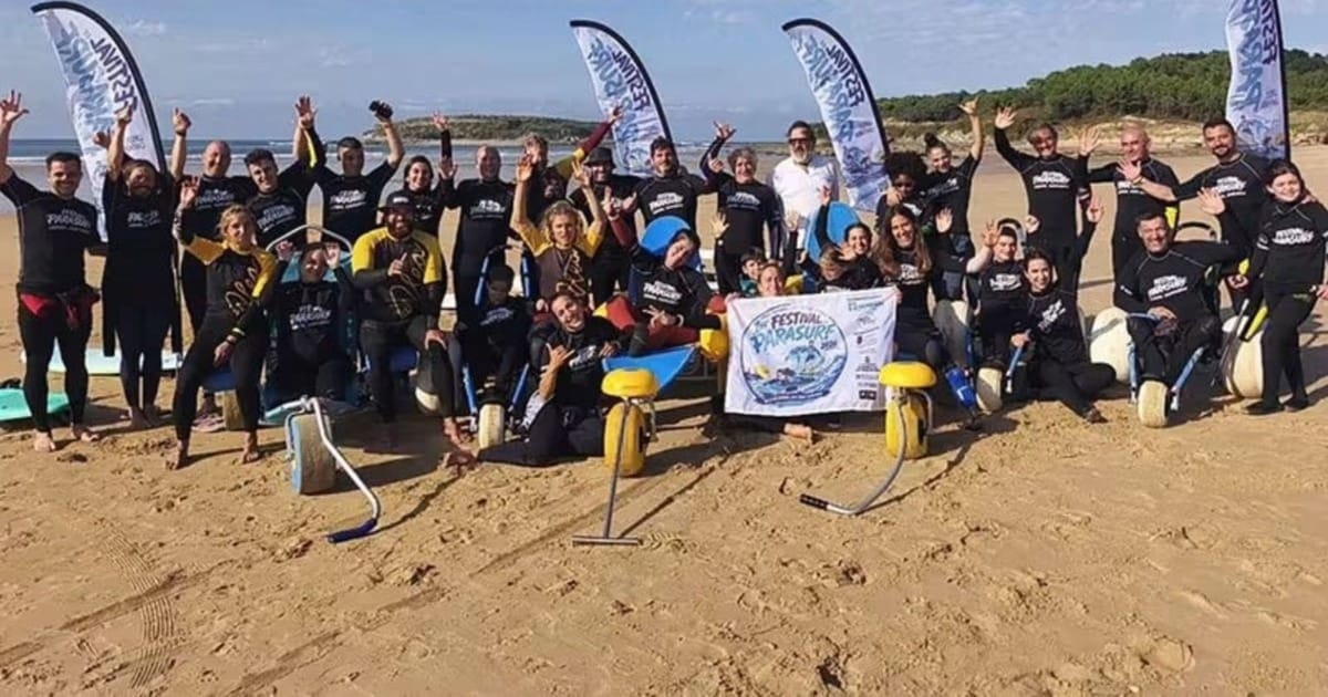 Cerca de un centenar de personas participan en el primer Festival de Parasurf de Loredo