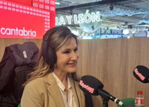Cabezón de la Sal en Fitur 2026 con María Jesús García Hoyos