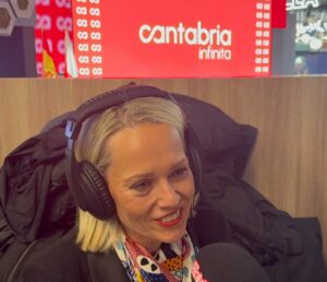 Santillana del Mar en Fitur con su alcaldesa Sara Izquierdo