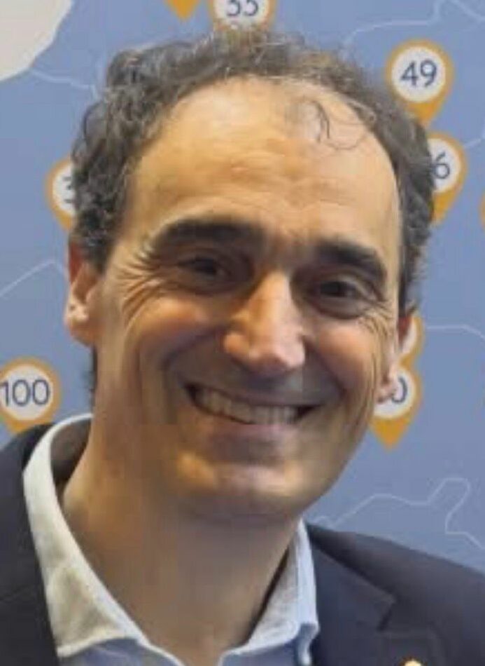 Alfoz de Lloredo en Fitur 2026 con Enrique Bretones